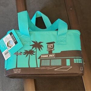 Trader Joe’s limited edition food bad mini insulated bag reusable NWOT